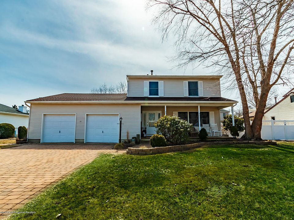 1st image of 30 Shasta Ln