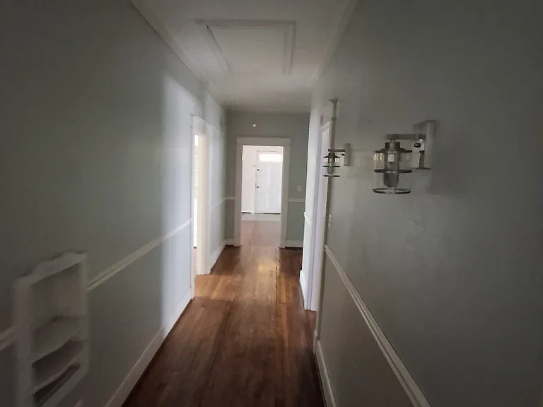 79 S Lafayette St — Photo 9
