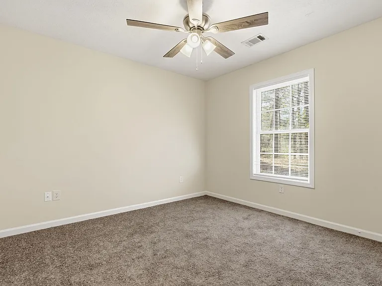 701 Pine Hill Ct #C — Photo 7