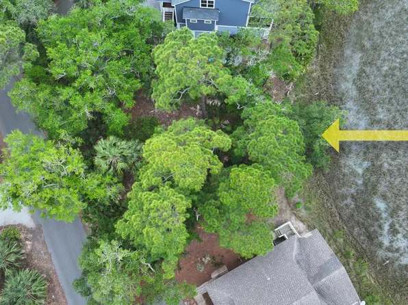 833 Marsh Dunes Rd, Saint Helena Island, SC 29920