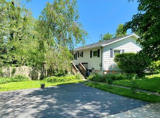 51 Bronson St, Oswego, NY 13126
