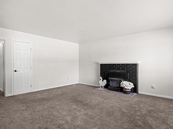 3rd image of 78 Allen Avenue