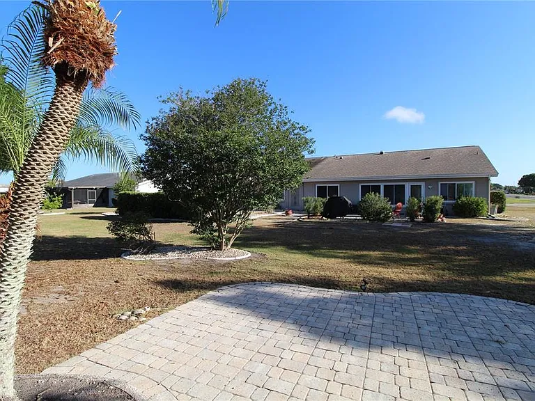 301 Bryce Ct — Photo 36