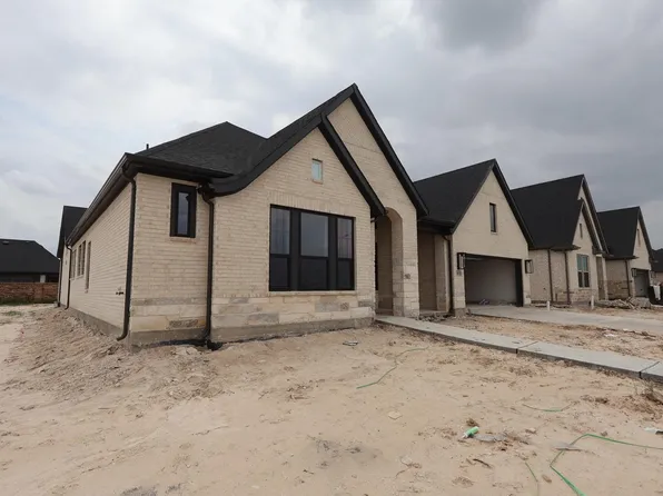 20423 Via Mimosa Dr, Cypress, TX 77433