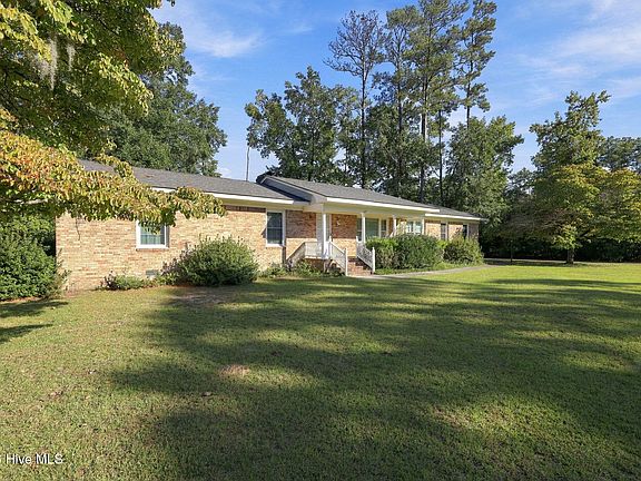 4th image of 708 Hawthorne Road