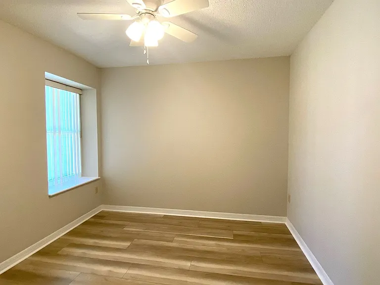 110 Bob White Ct — Photo 11