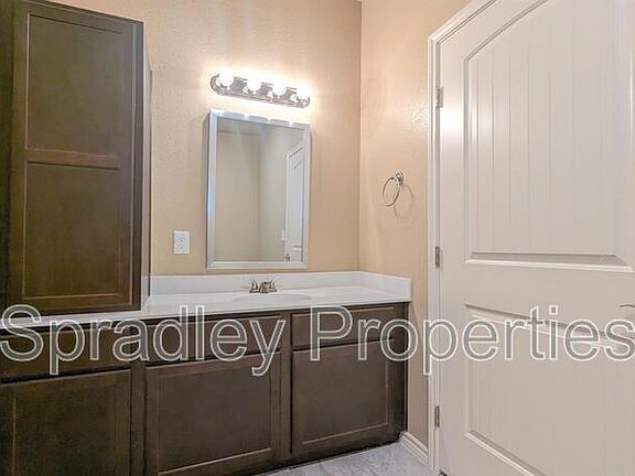 5th image of 1041A Hibiscus Dr