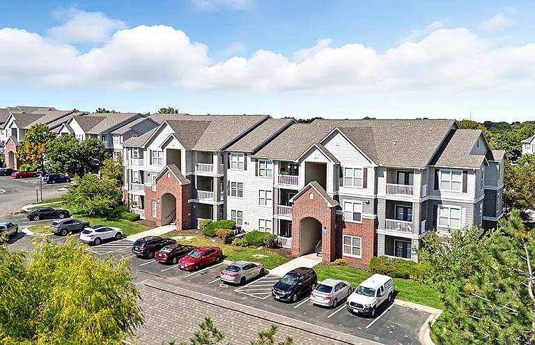Summit Ridge Apartments — Photo 12