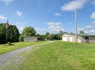 324 Rigby Rd, Senecaville, OH 43780