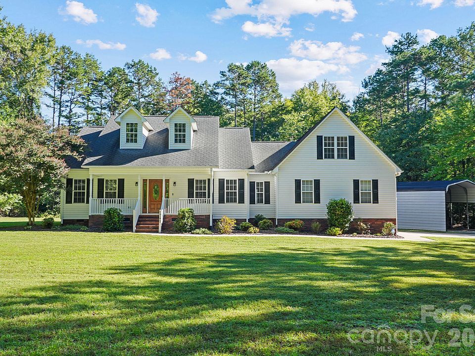 1st image of 1749 Sells Rd