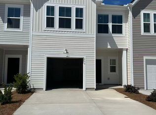 756 Ridgley Dr, Summerville, SC 29486