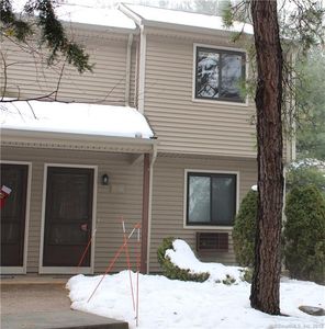371 Emmett St APT 1, Bristol, CT, 06010