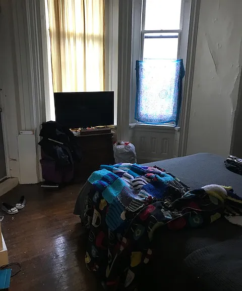 2037 Walnut St #1R — Photo 5