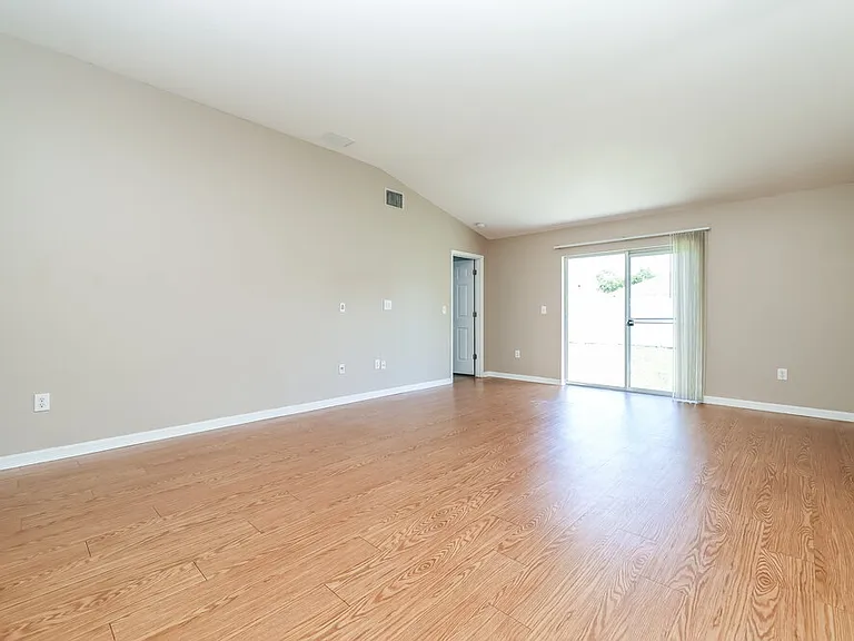 12008 Butler Woods Cir — Photo 3