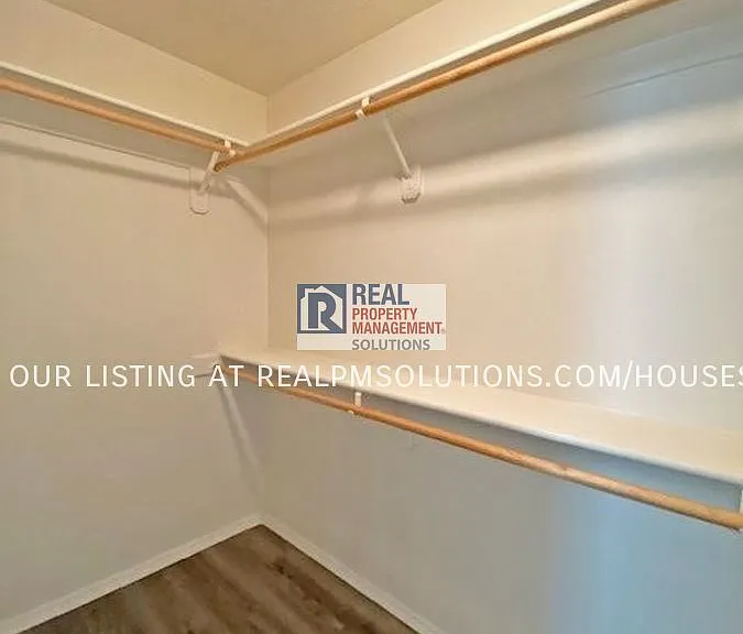 20451 SW Skiver St — Photo 27