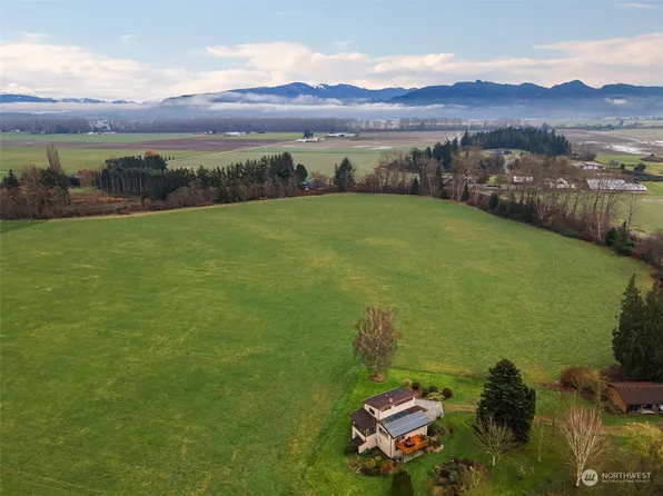 19382 Dry Slough Road, Mount Vernon, WA 98273