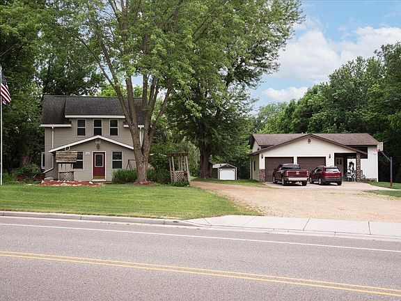 3rd image of 321 Drier St