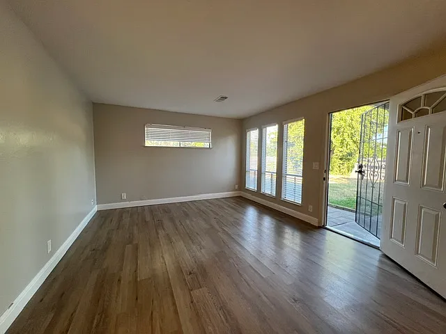 2 Carson Street, - D — Photo 3