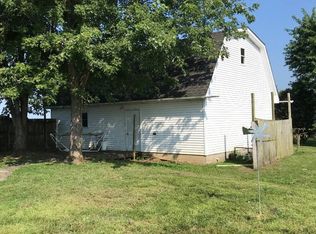 3976 Brush Grove Rd, Willisburg, KY 40078