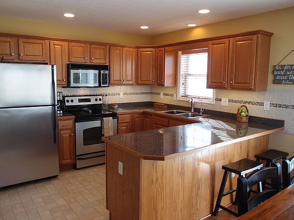 2nd image of 2310 Kendall Ln