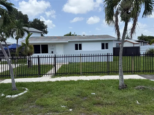 15300 NW Railroad Dr, Miami Gardens, FL 33054