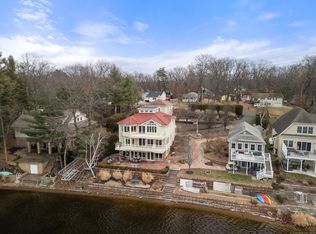 261-269 Halladay Dr, West Suffield, CT 06093