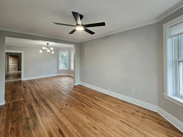 2056 N Keystone Ave #2 — Photo 8