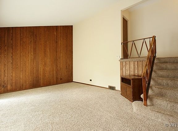 5th image of 9408 Parkside Ave