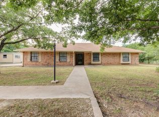 323 Washington Ln, Waco, TX 76708