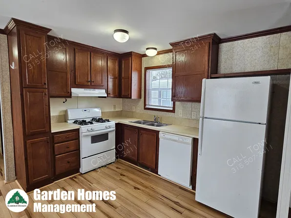 419 Elmwood Cir, Frankfort, NY 13340