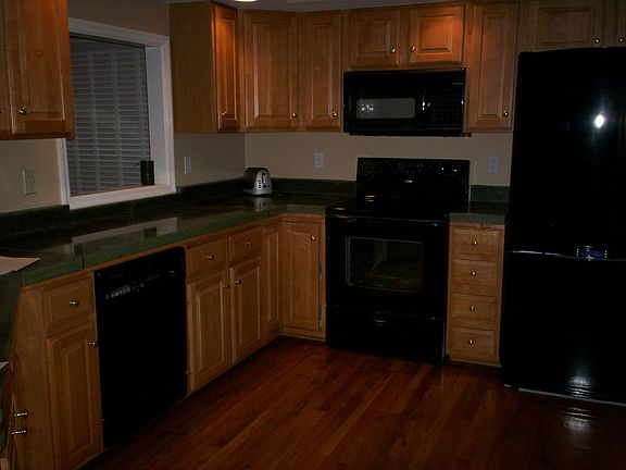 5th image of 1468 Kenton Way