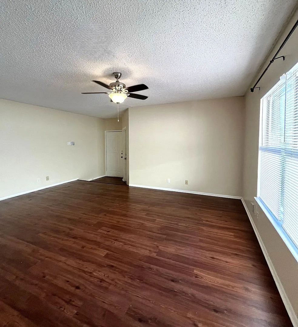 7319 Huntsman Run — Photo 3