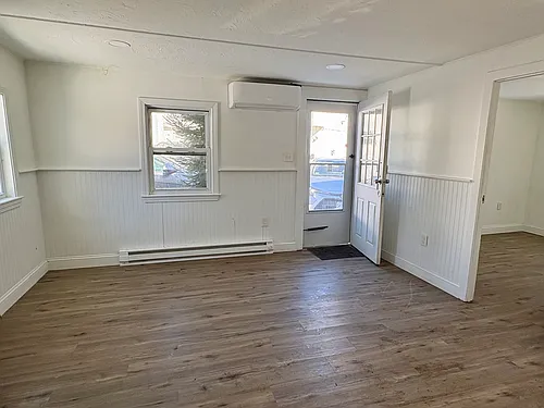 7 Great Neck Rd N #7 Photo 1