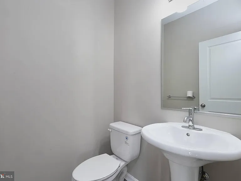 412 Woodcrest Dr SE #412B — Photo 37