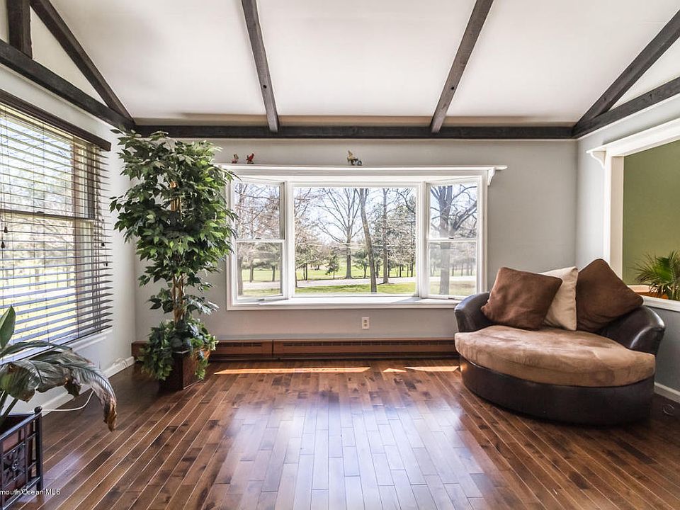 601 Hanover Dr, Wrightstown, NJ 08562 Zillow