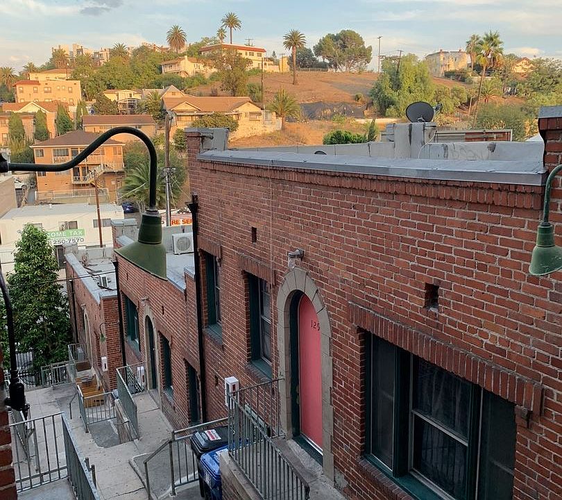 1st image of 1290 3/4 W Sunset Blvd