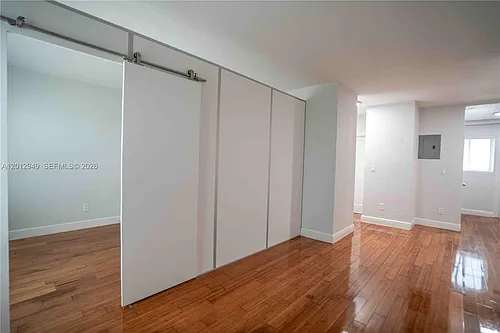 7325 Carlyle Ave #10 Photo 1