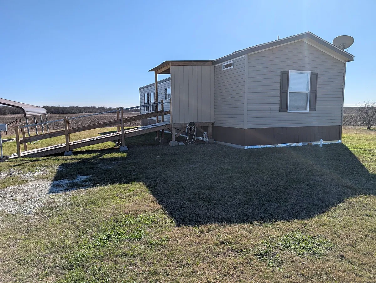 Building Photo - 362 County Road 169