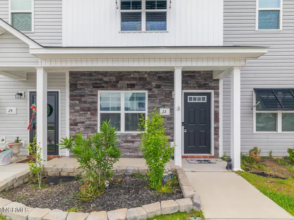 22 Outrigger Drive, Swansboro, NC 28584