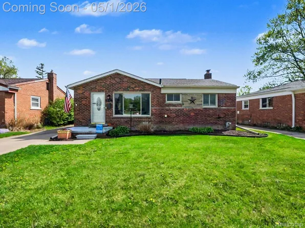 31611 Grant St, Wayne, MI 48184