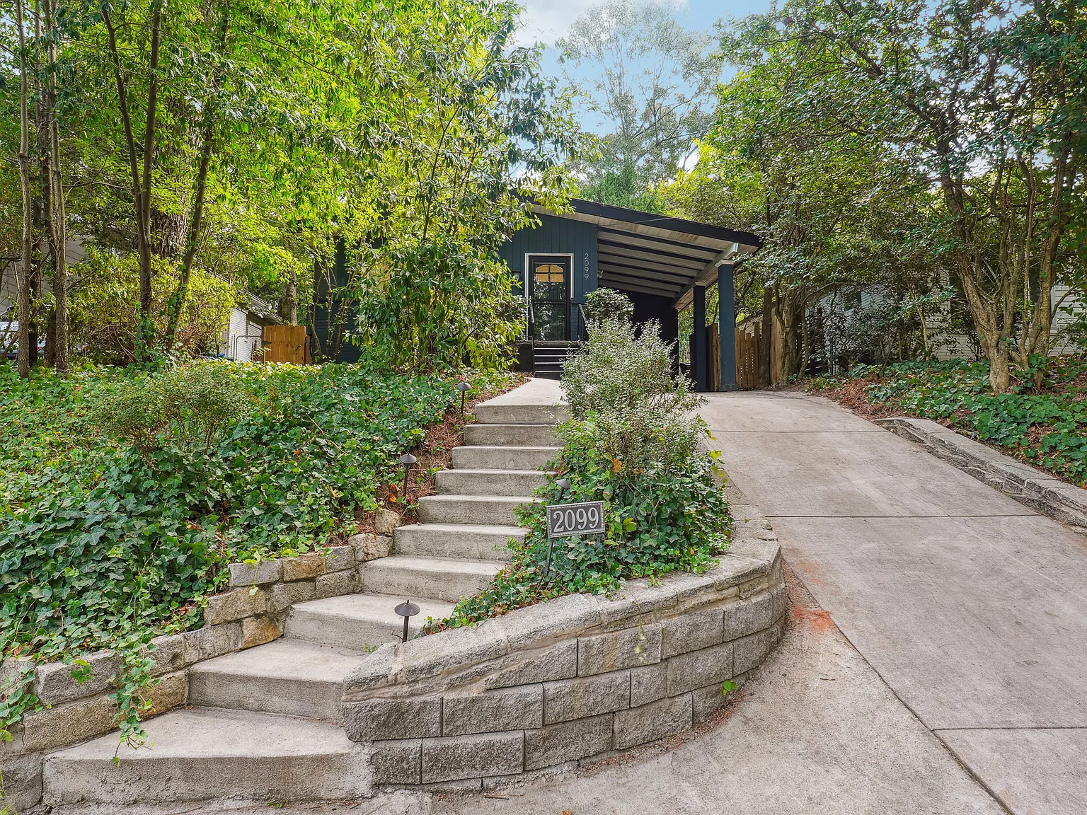 2099 Lenox Rd NE — Photo 4