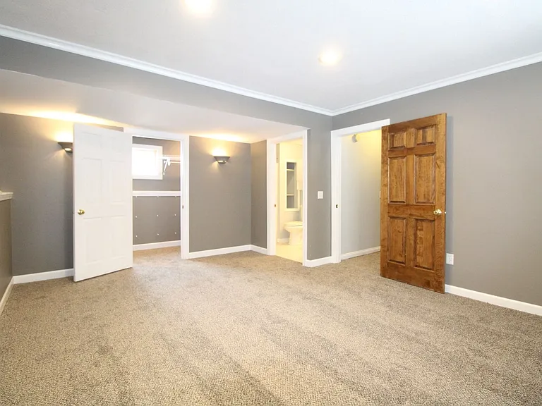 1021 Aspen Dr — Photo 13