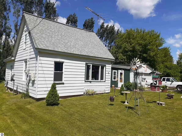 217 N Clyde St, Omer, MI 48749