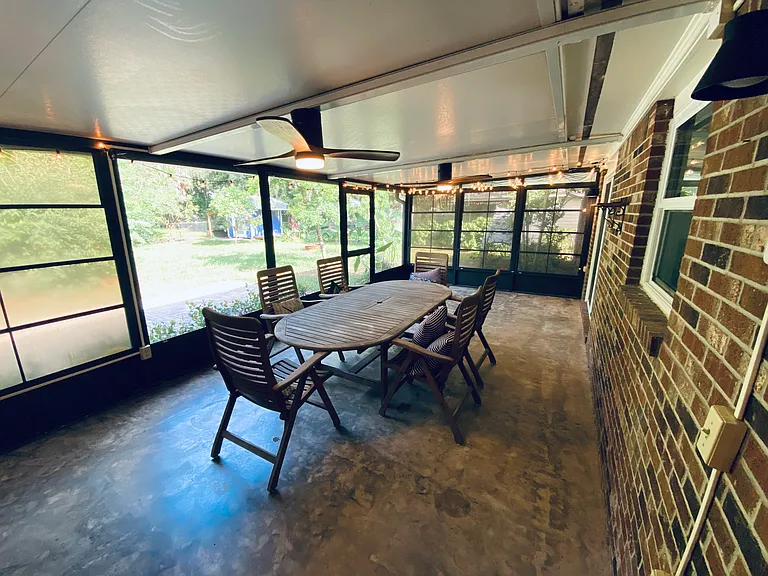 Screened lanai