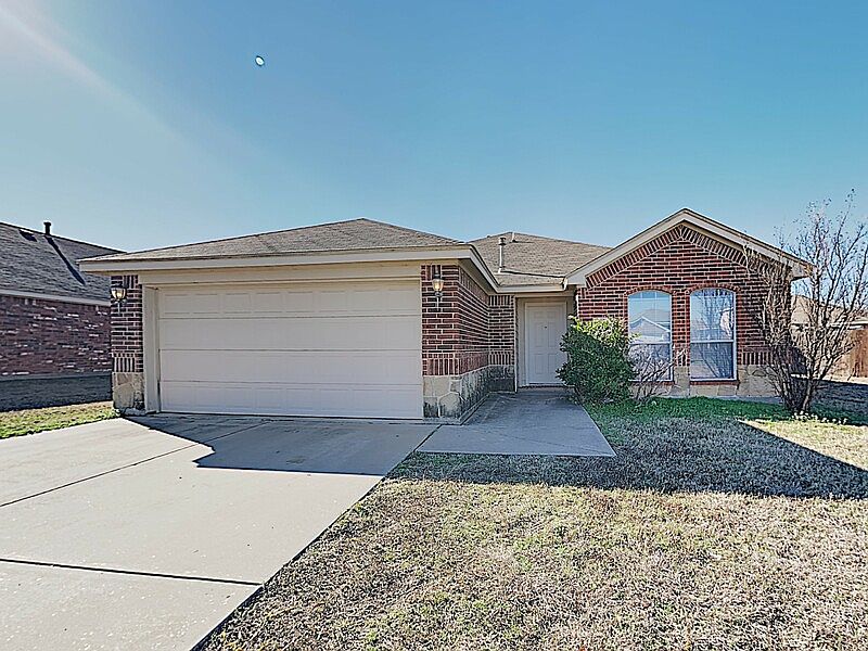 1st image of 920 Marist Dr