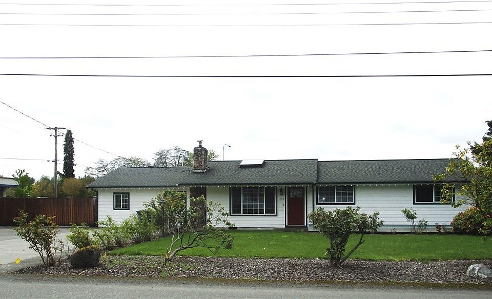 1st image of 13516 103rd Ave E
