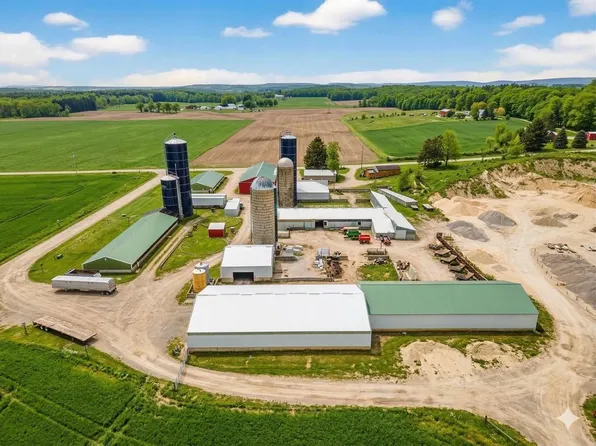 S4121 Crawford Street, Baraboo, WI 53913