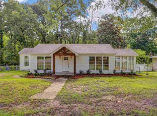 401 Circle Dr, Mendenhall, MS 39114