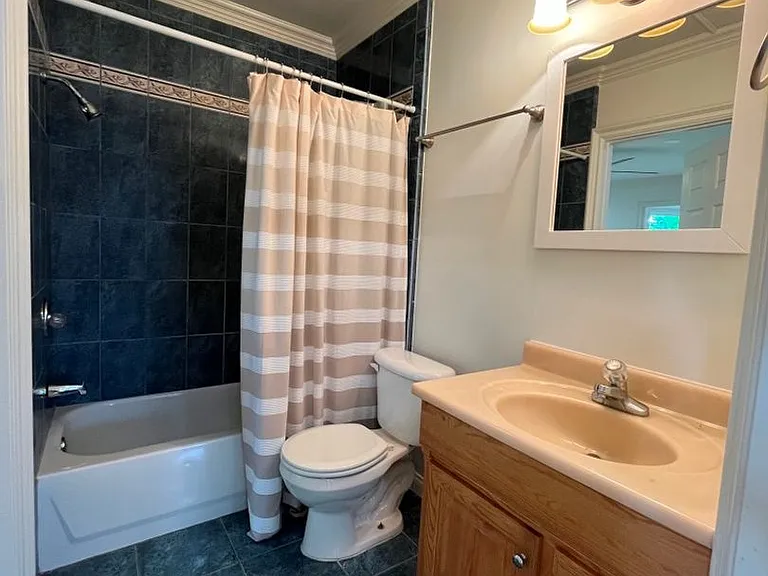 4316 Greenbush Ave — Photo 13