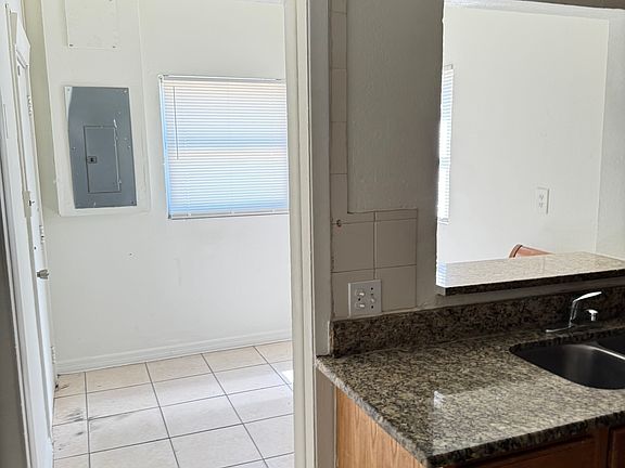 3rd image of 3011 N 18th St